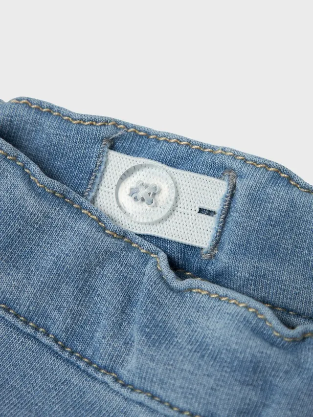 ✵ Name It Sweatjeans »NBFBELLA ROUND JEANS 6101-TR NOOS«, mit coolen Abriebeffekten online entdecken | Jelmoli-Versand