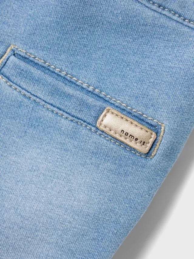 ✵ Name It Sweatjeans »NBFBELLA ROUND JEANS 6101-TR NOOS«, mit coolen Abriebeffekten online entdecken | Jelmoli-Versand